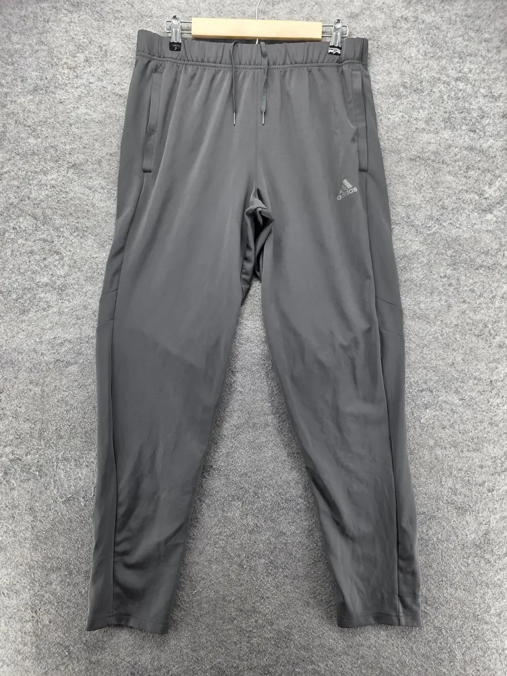 Adidas Pants Mens L Gray Track Pants AEROREADY Tapered Elastic Waist Pockets